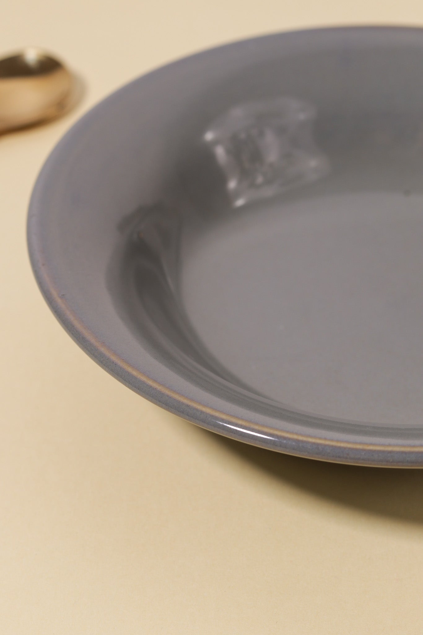 Slate Ceramic Pasta Plate - Ayuda Homes