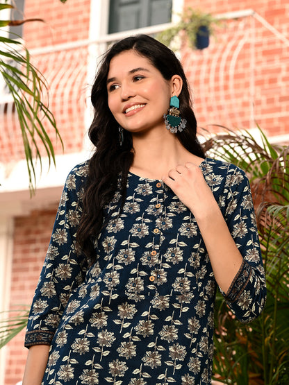 Blue Embroidered Kurta Pant Set