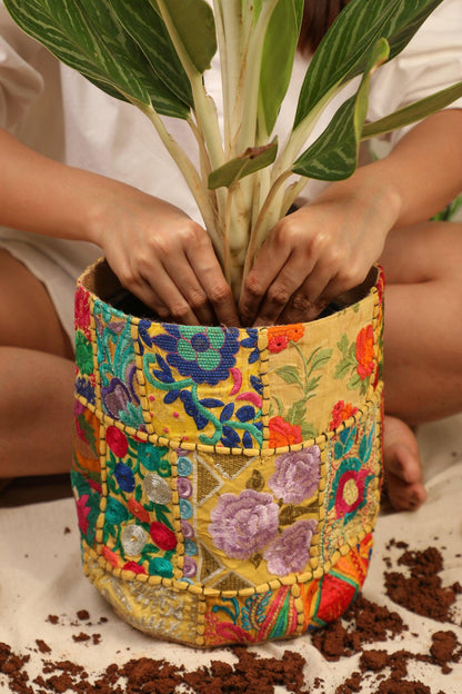 Clayey Pot Cover - Ayuda Homes